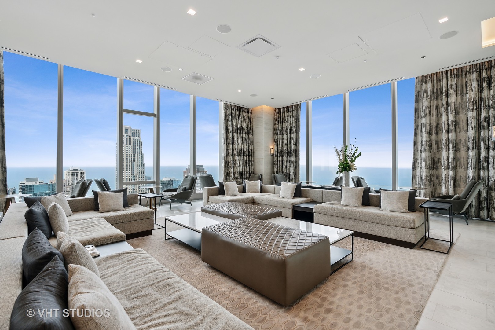 363 E Wacker Drive 7501 Property Photo 52