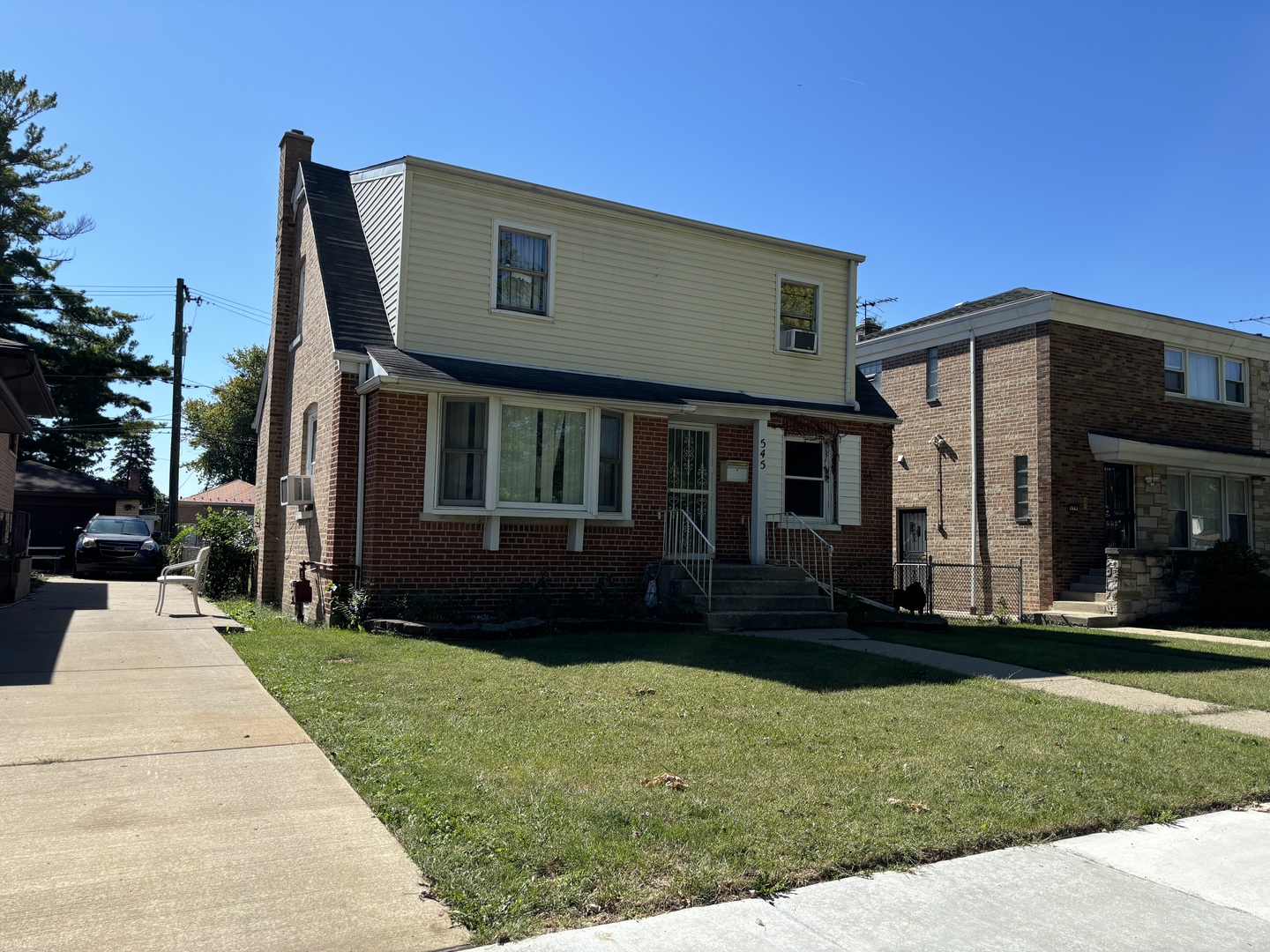 545 E 86th Street Property Photo 1