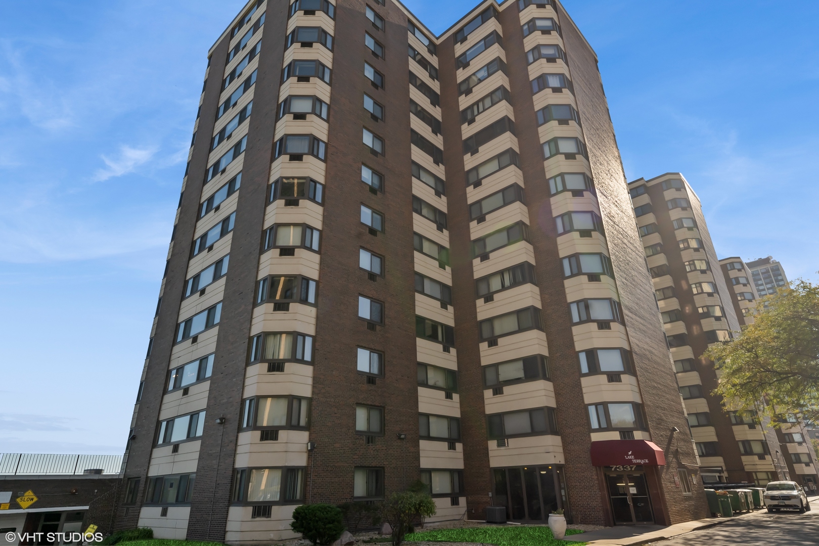 7337 S South Shore Dr Property Photo 1