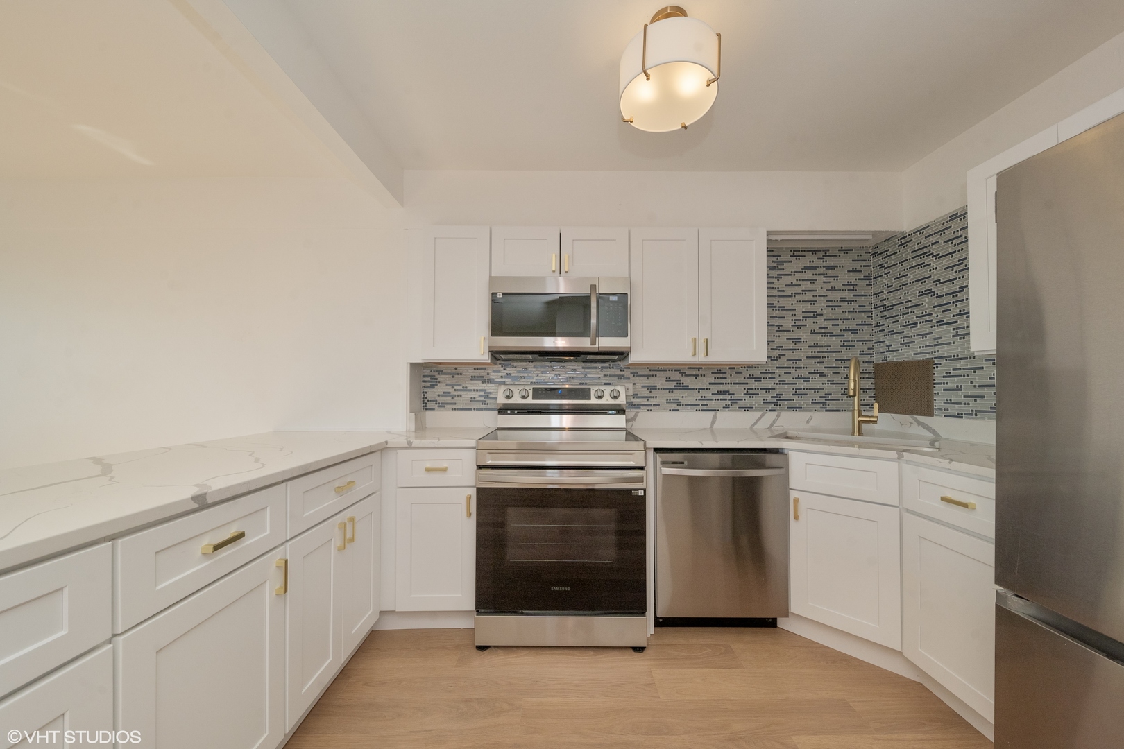 7337 S South Shore Dr Property Photo 8