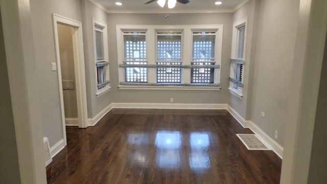 7513 S Aberdeen Street Property Photo 2