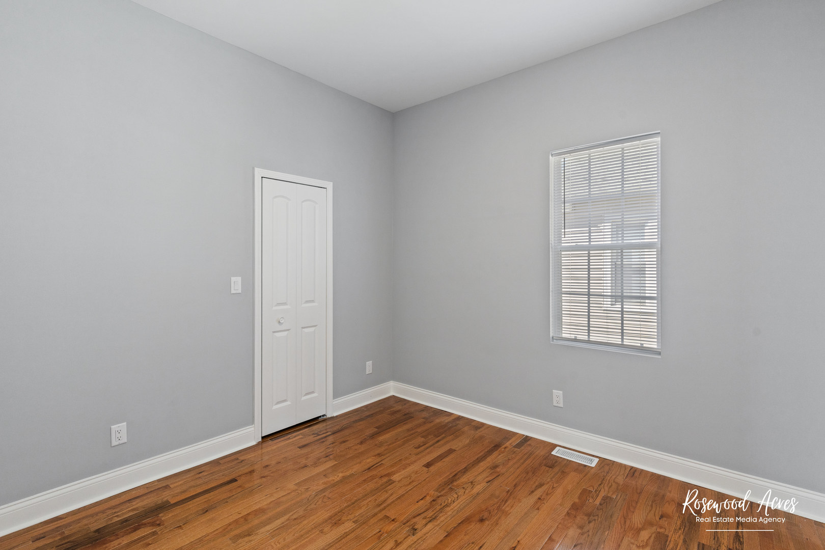443 E Locust Street Property Photo 13