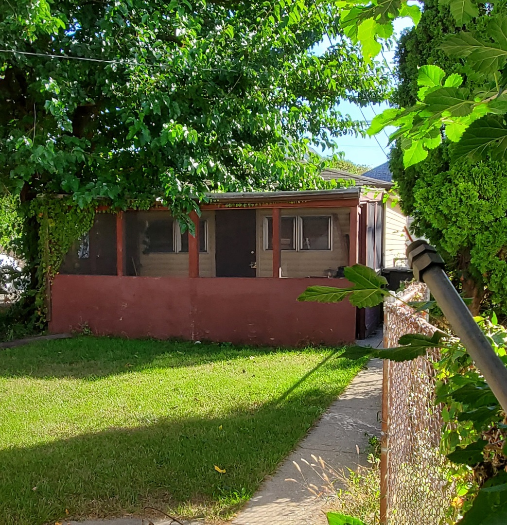 7817 S Rhodes Avenue Property Photo 15
