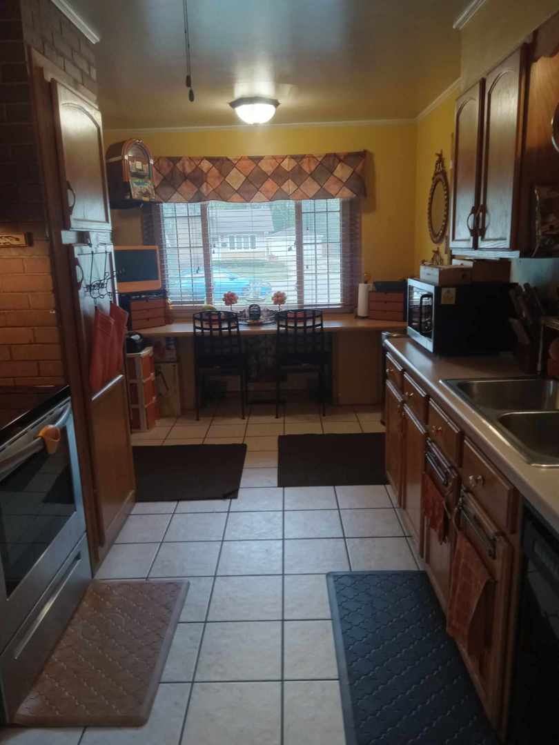 145 Westwood Dr Property Photo 21