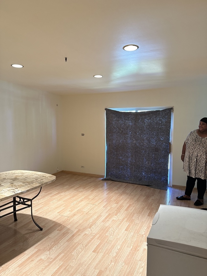 16515 Ashland Ave Property Photo 6