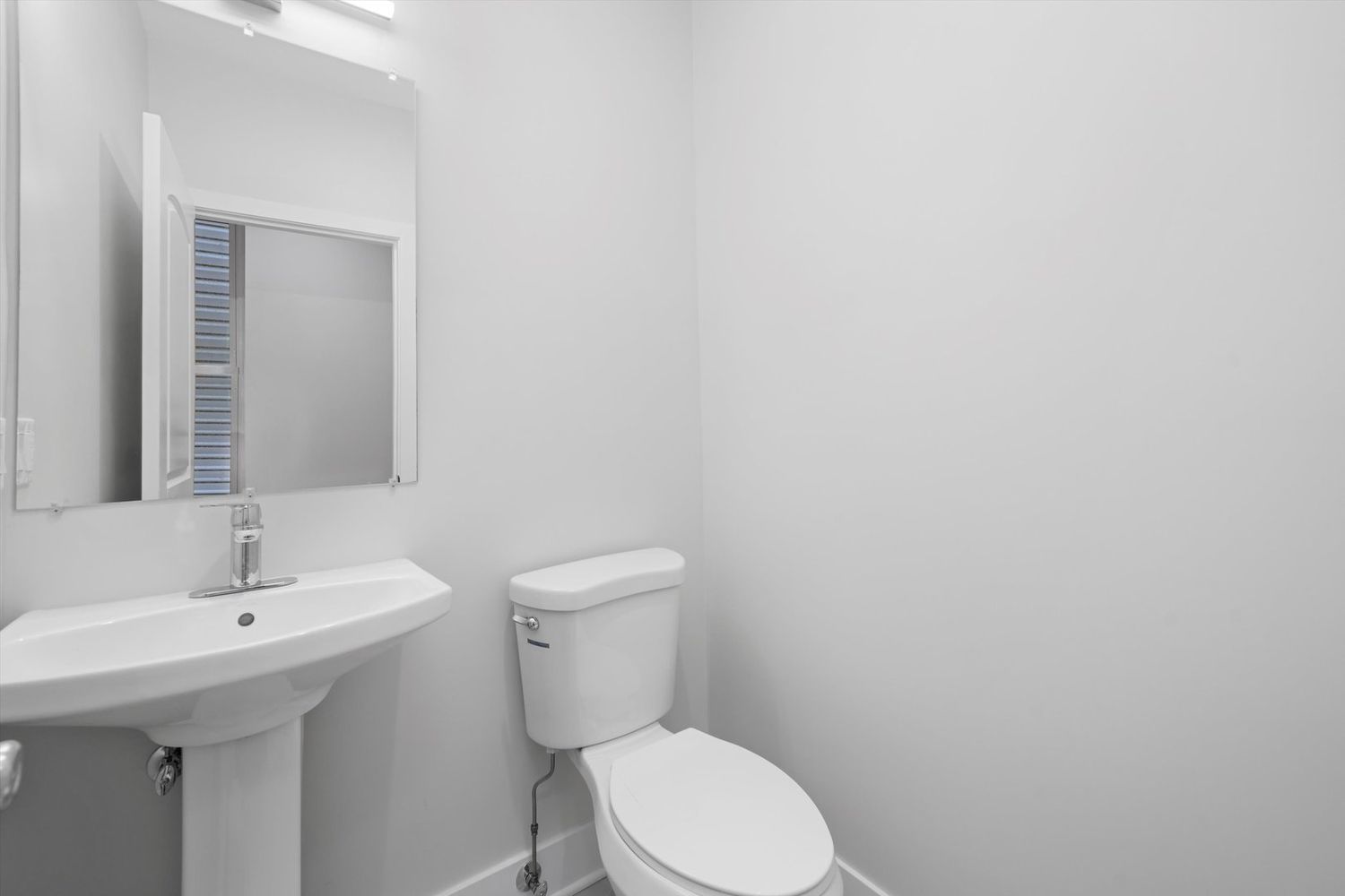 7147 S University Ave Property Photo 13