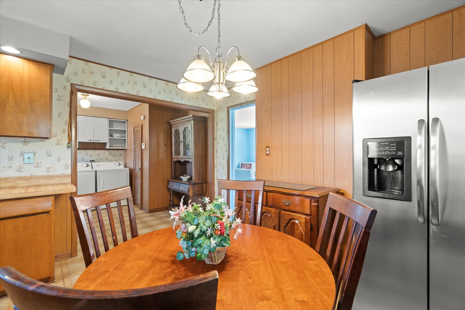 17205 Highland Ave Property Photo 5
