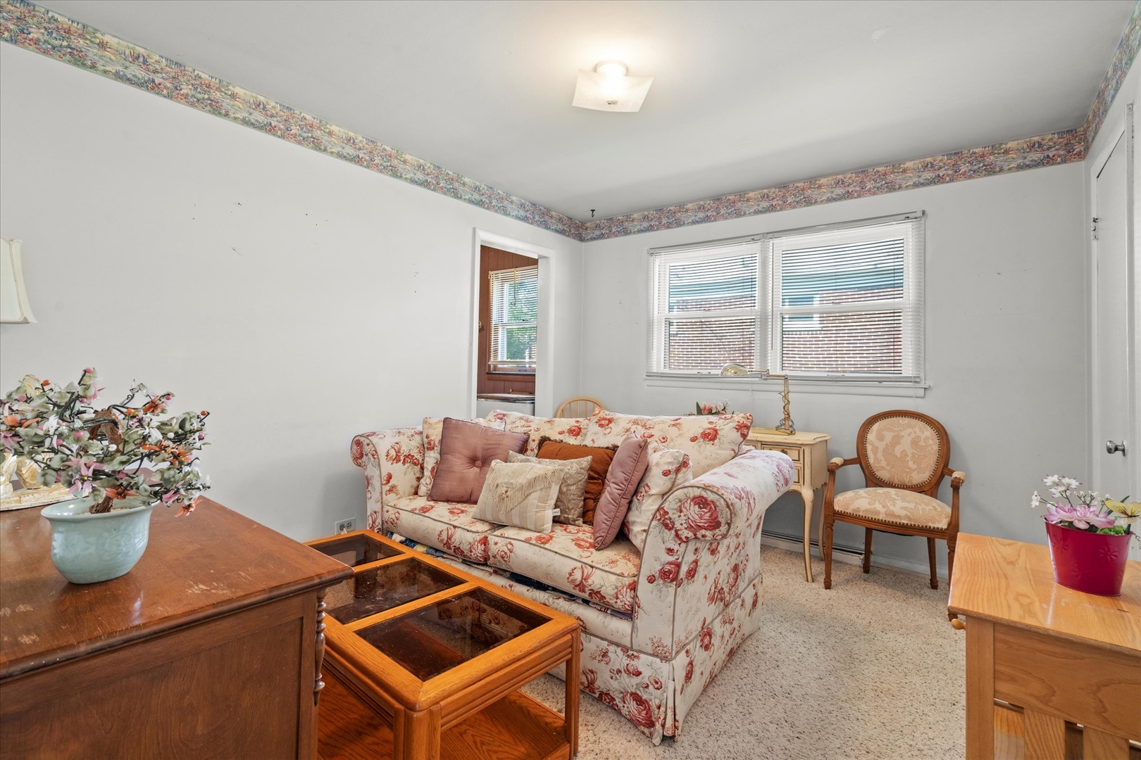 17205 Highland Ave Property Photo 7