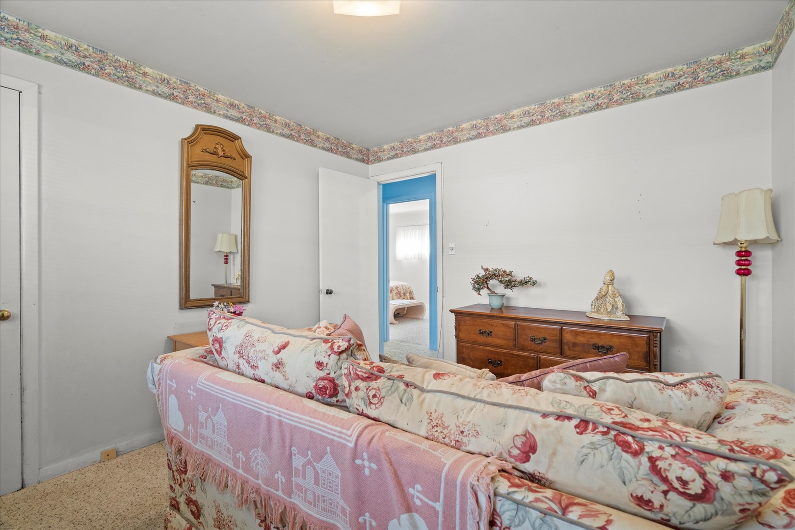 17205 Highland Ave Property Photo 8