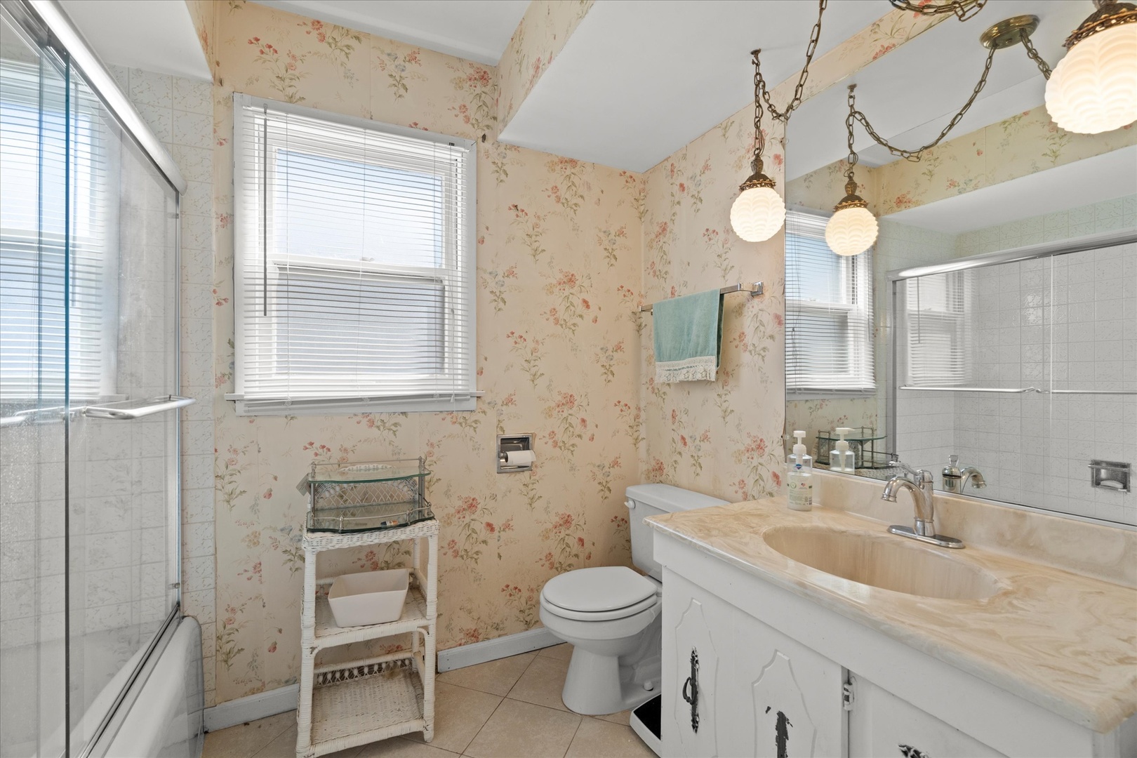 17205 Highland Ave Property Photo 12