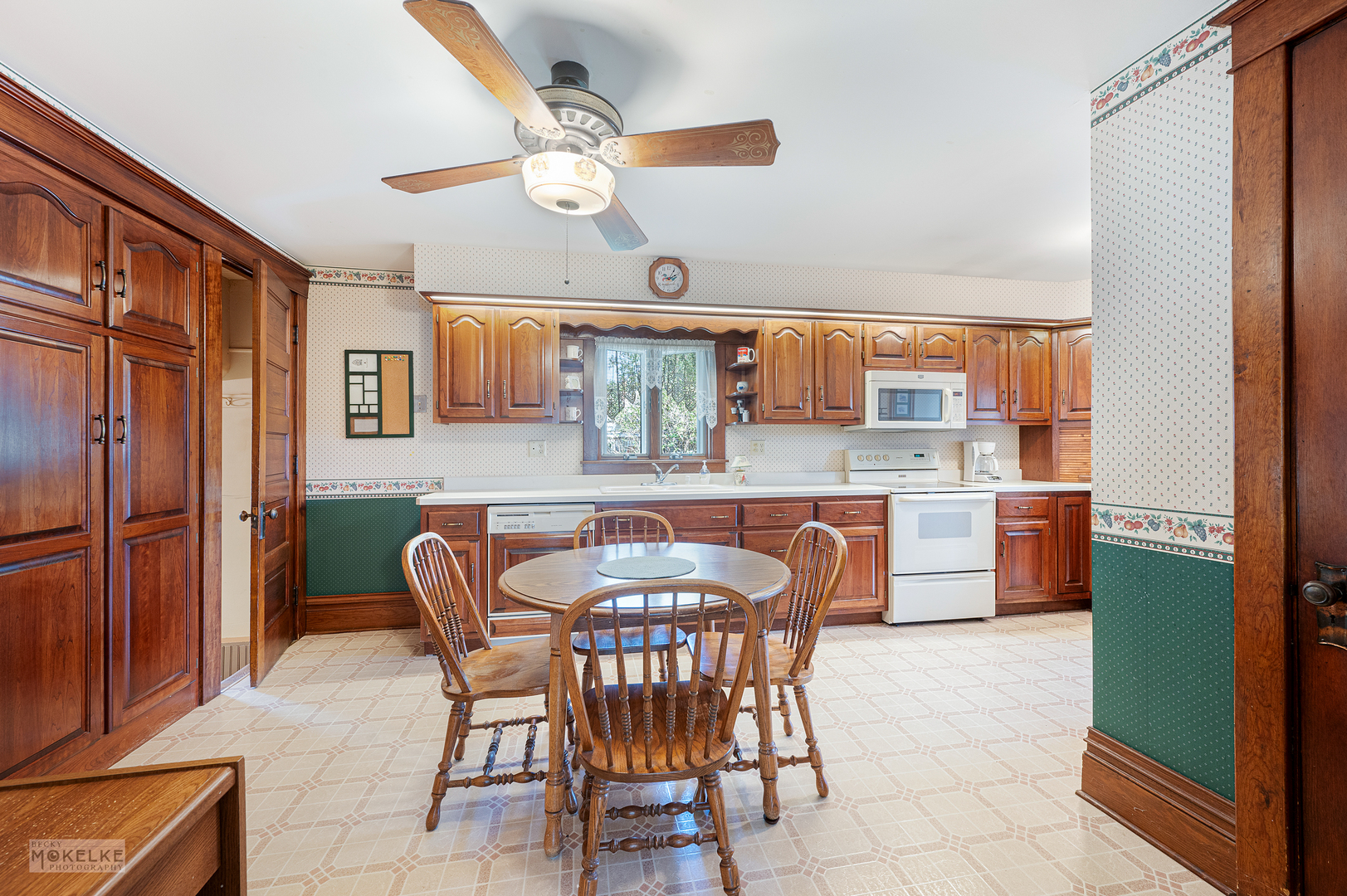 8336 Fox River Drive Property Photo 31