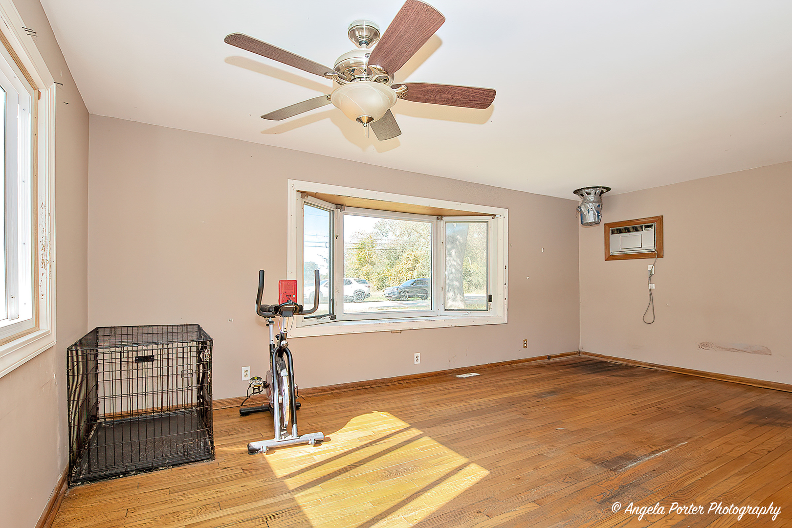 3012 Oakwood Avenue Property Photo 5