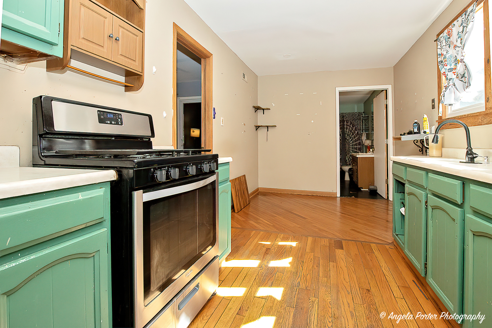 3012 Oakwood Avenue Property Photo 9