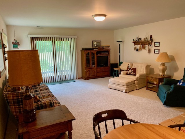 111 Village Woods Dr Property Photo 5