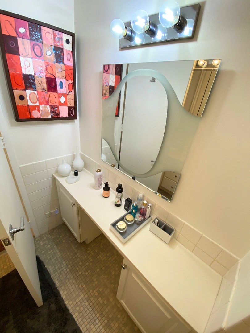 1440 N Lake Shore Drive 12h Property Photo 17