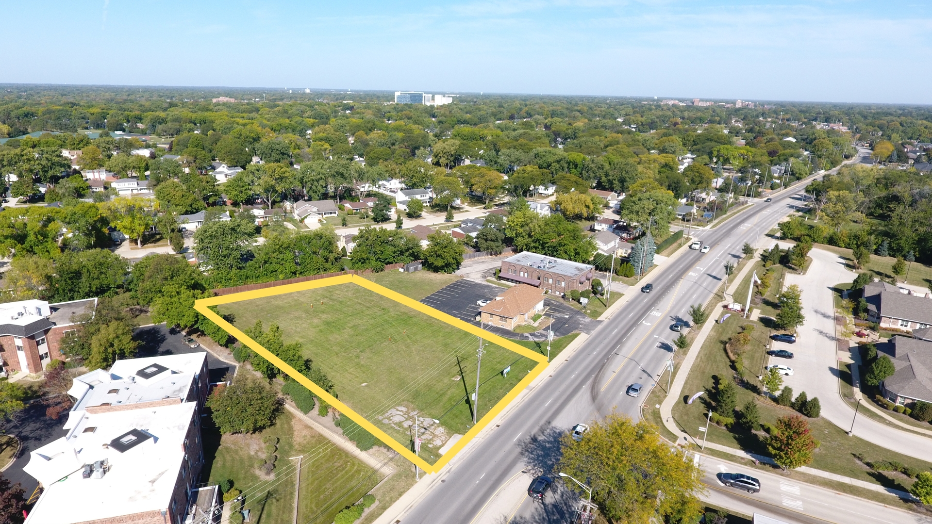 1650 S Arlington Heights Road Property Photo 3