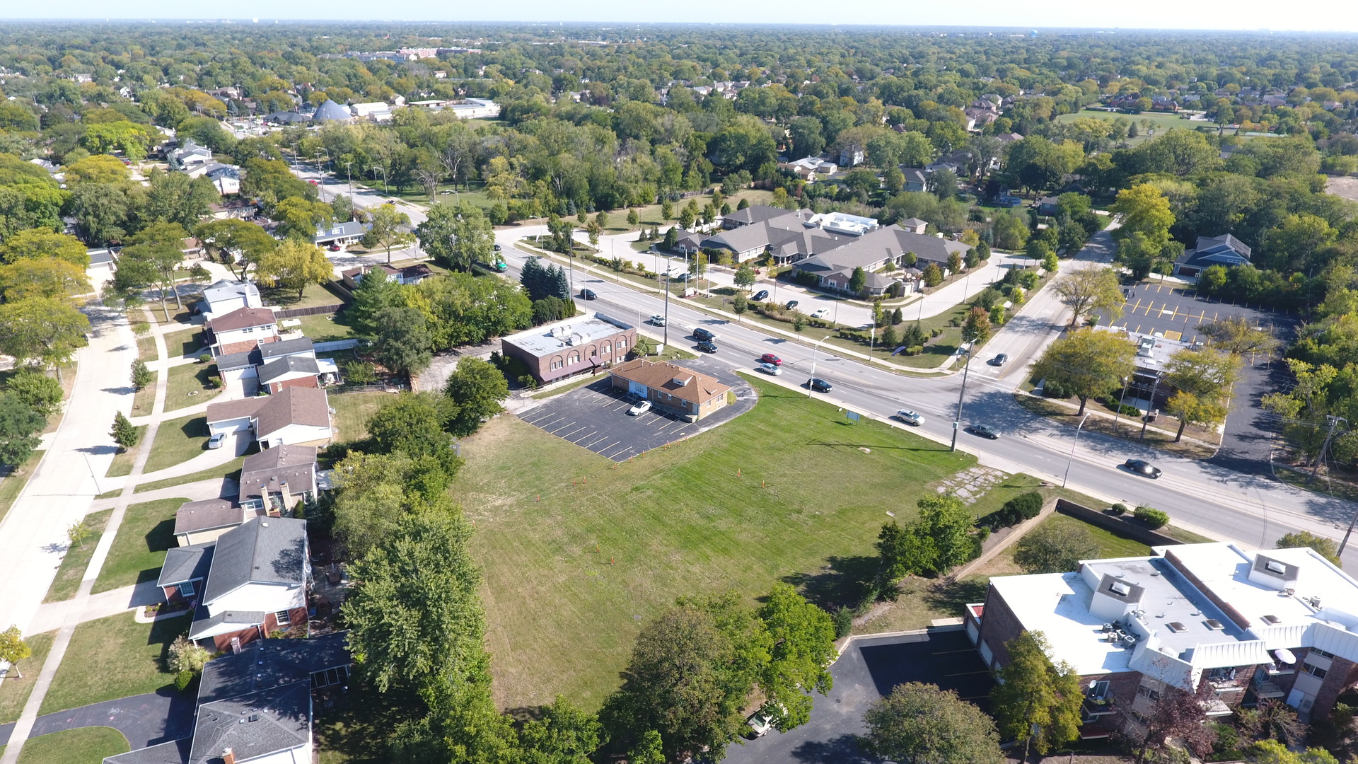 1650 S Arlington Heights Road Property Photo 8