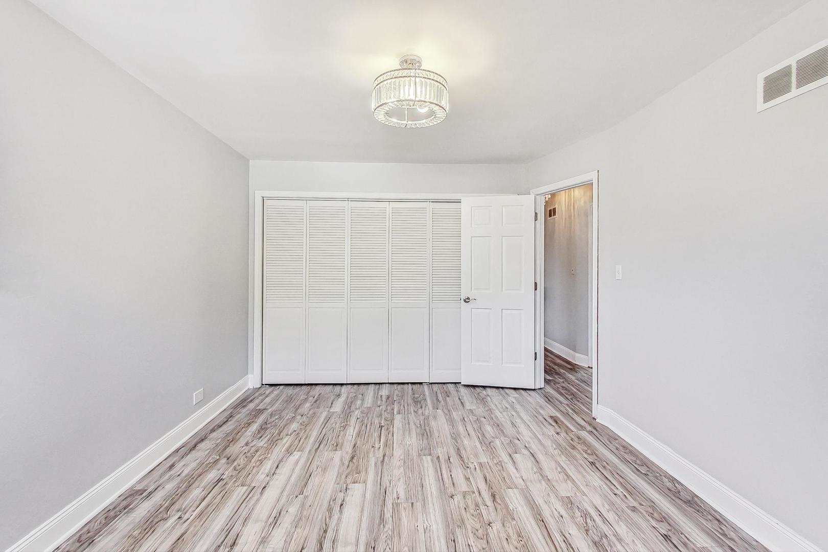 5148 Coyle Avenue Property Photo 16