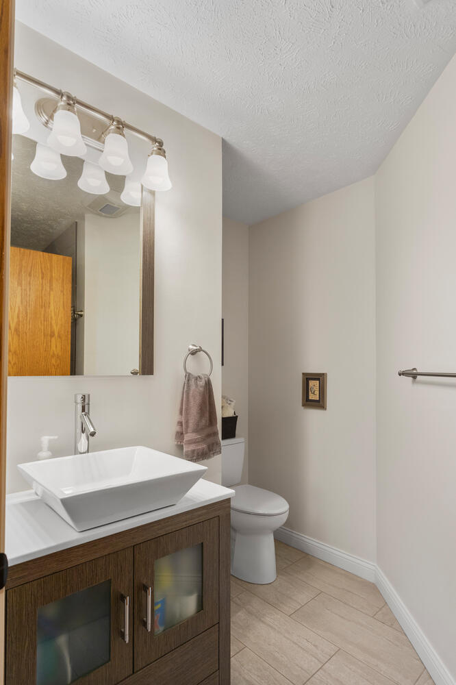 37 Lake View Drive Property Photo 16