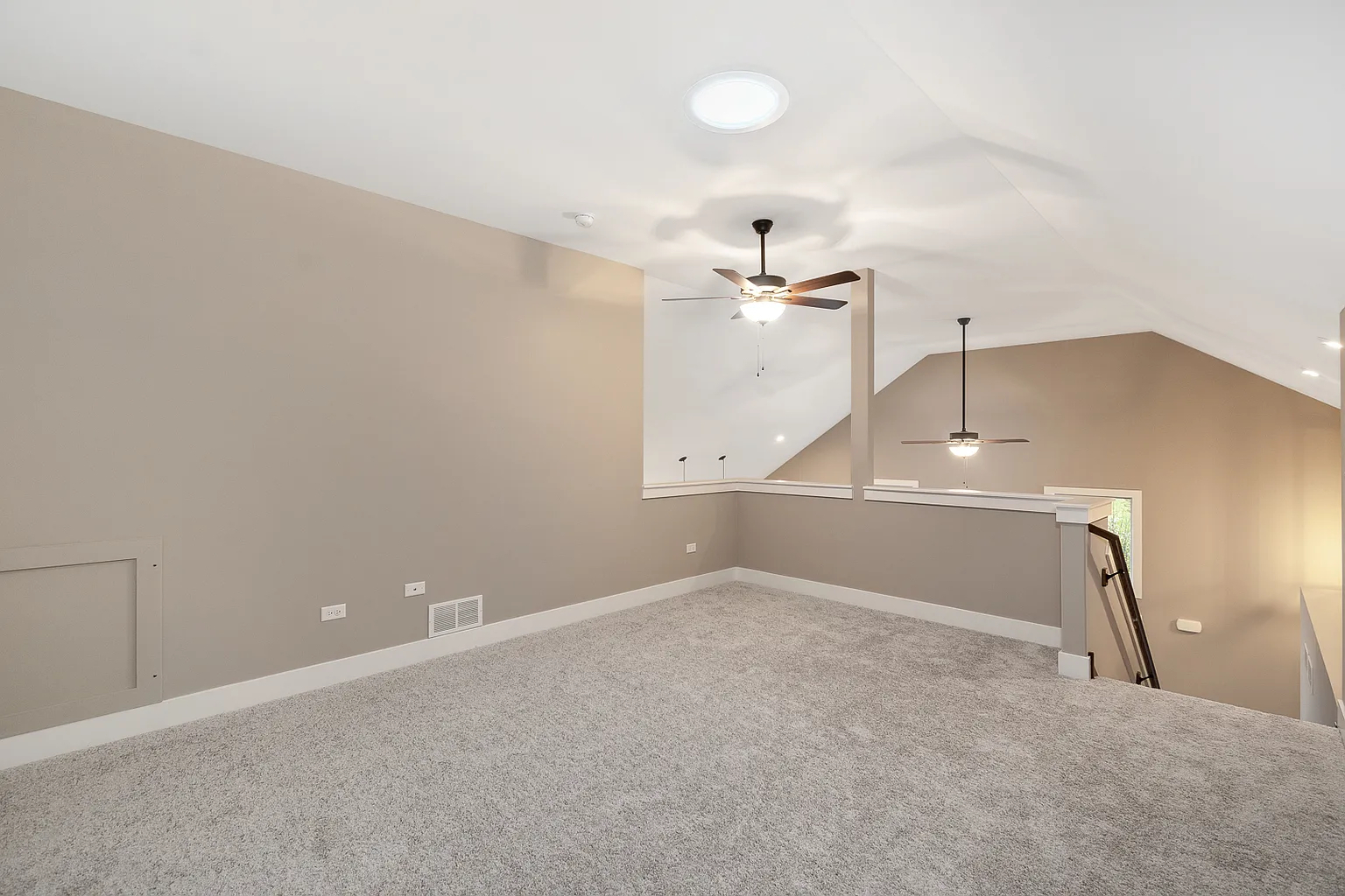 532 Sudbury Circle Property Photo 15