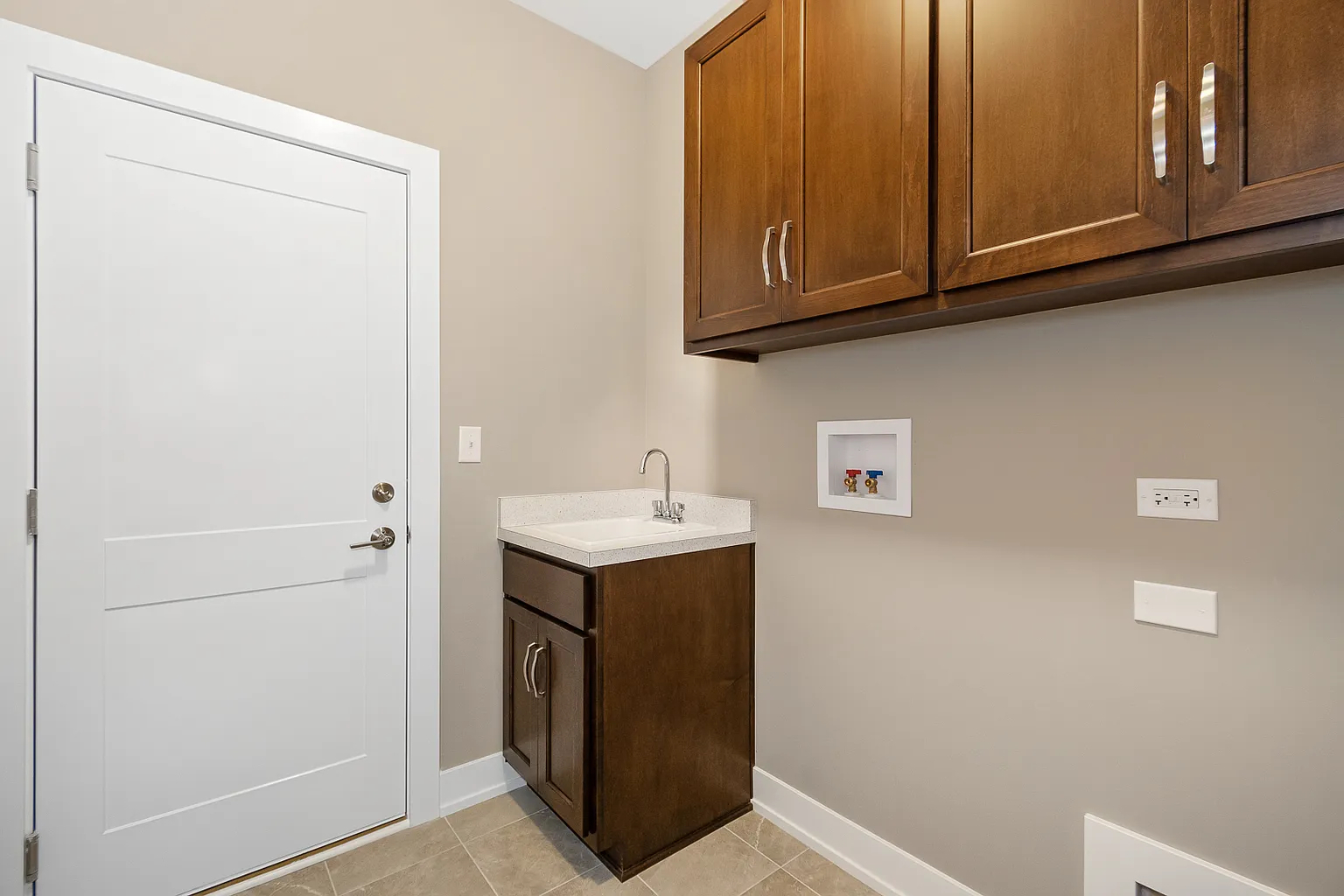 532 Sudbury Circle Property Photo 16