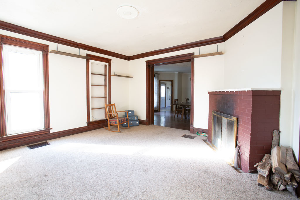 469 Elmwood Court Property Photo 6