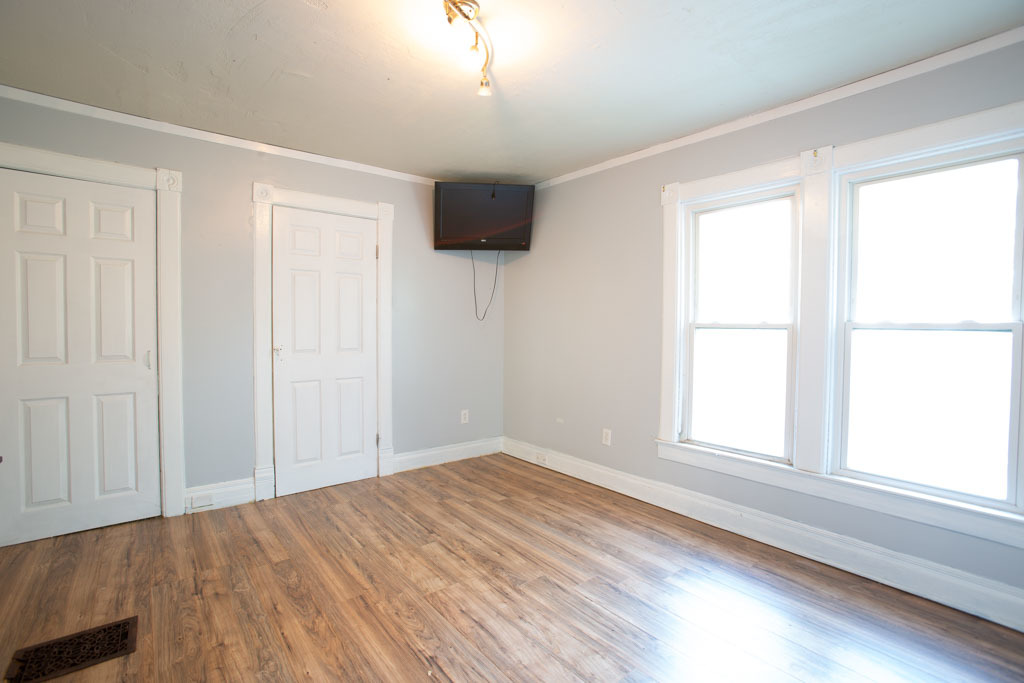 469 Elmwood Court Property Photo 13