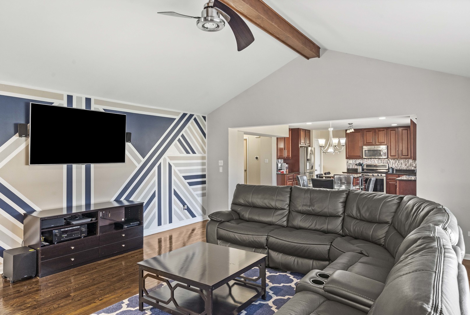 18140 Crystal Lane Property Photo 8
