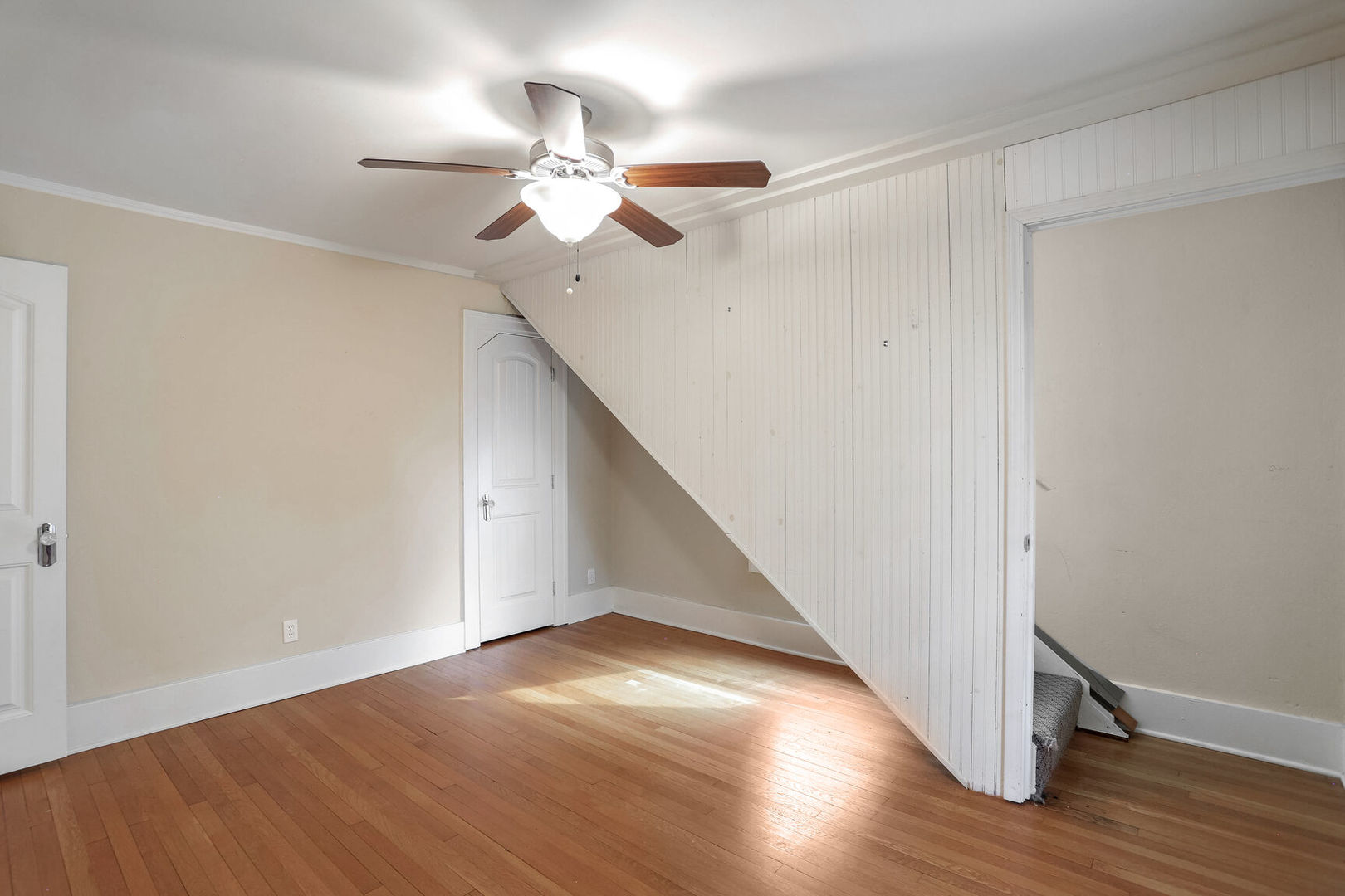 1105 S Busey Avenue Property Photo 26
