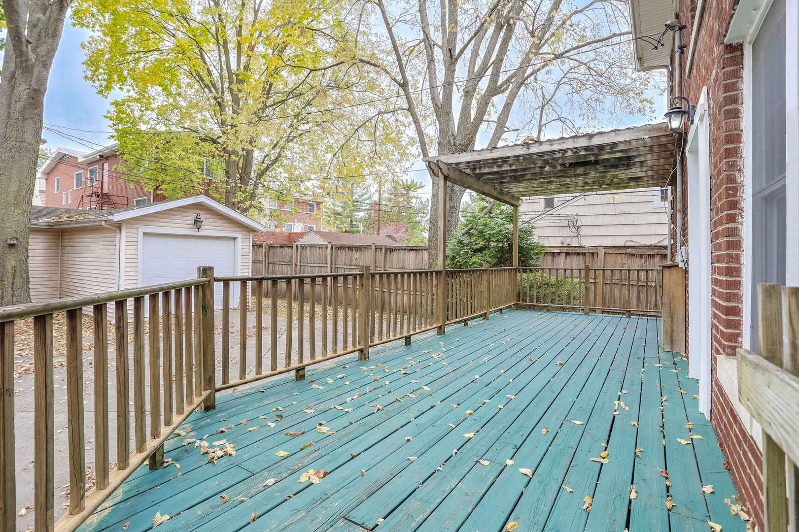 1105 S Busey Avenue Property Photo 38
