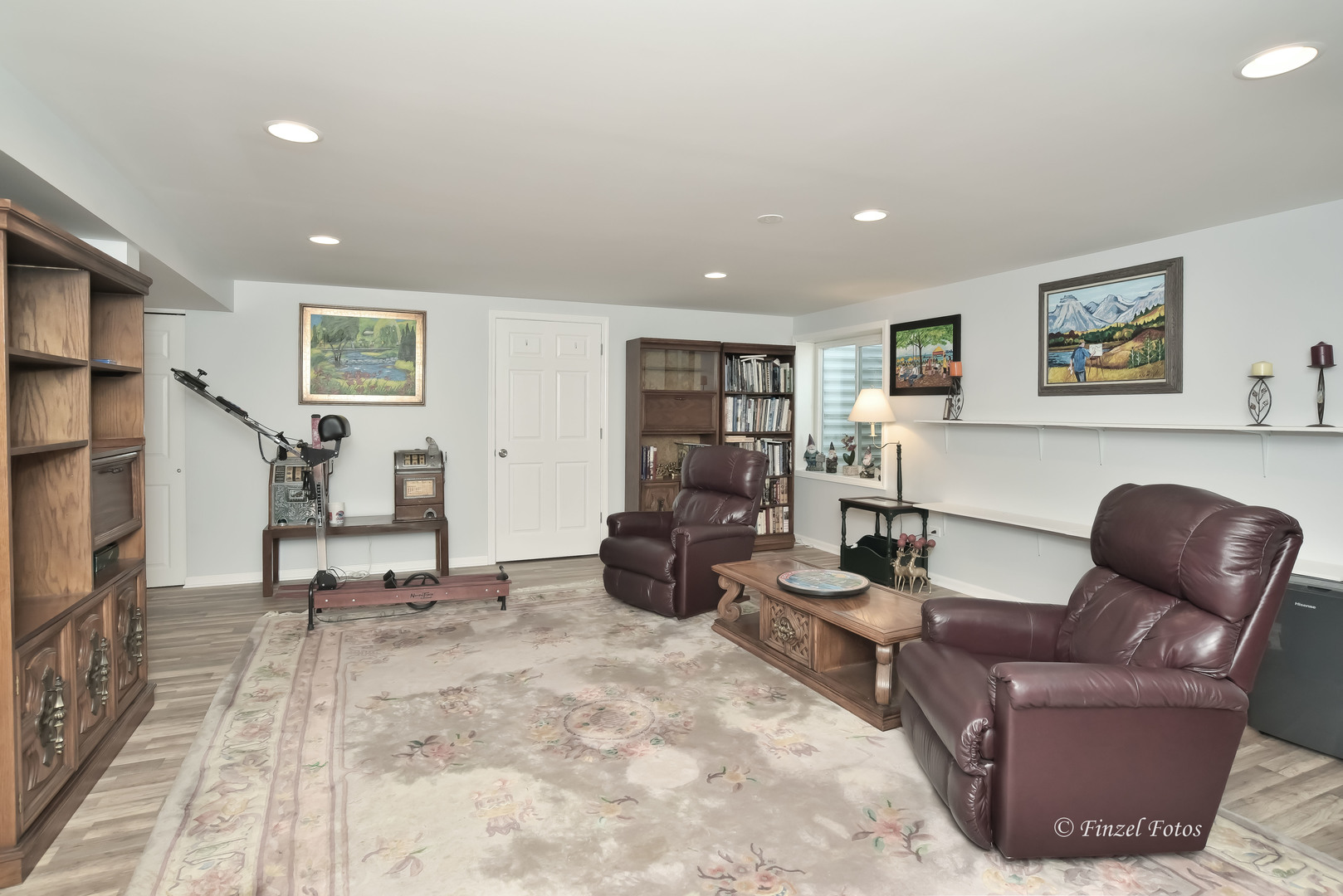 9163 Wales Court Property Photo 12