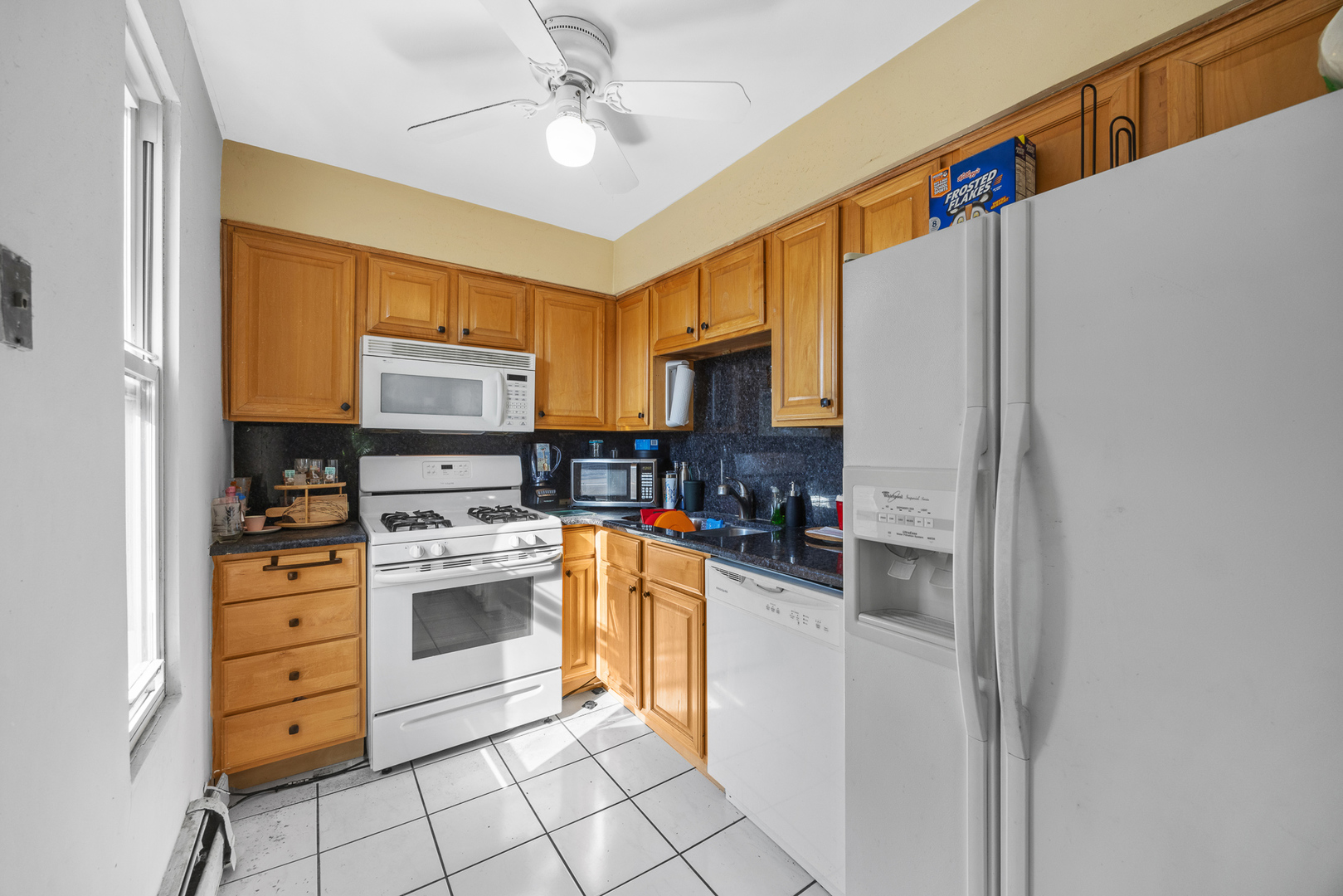 5627 N Kimball Avenue 3b Property Photo 2