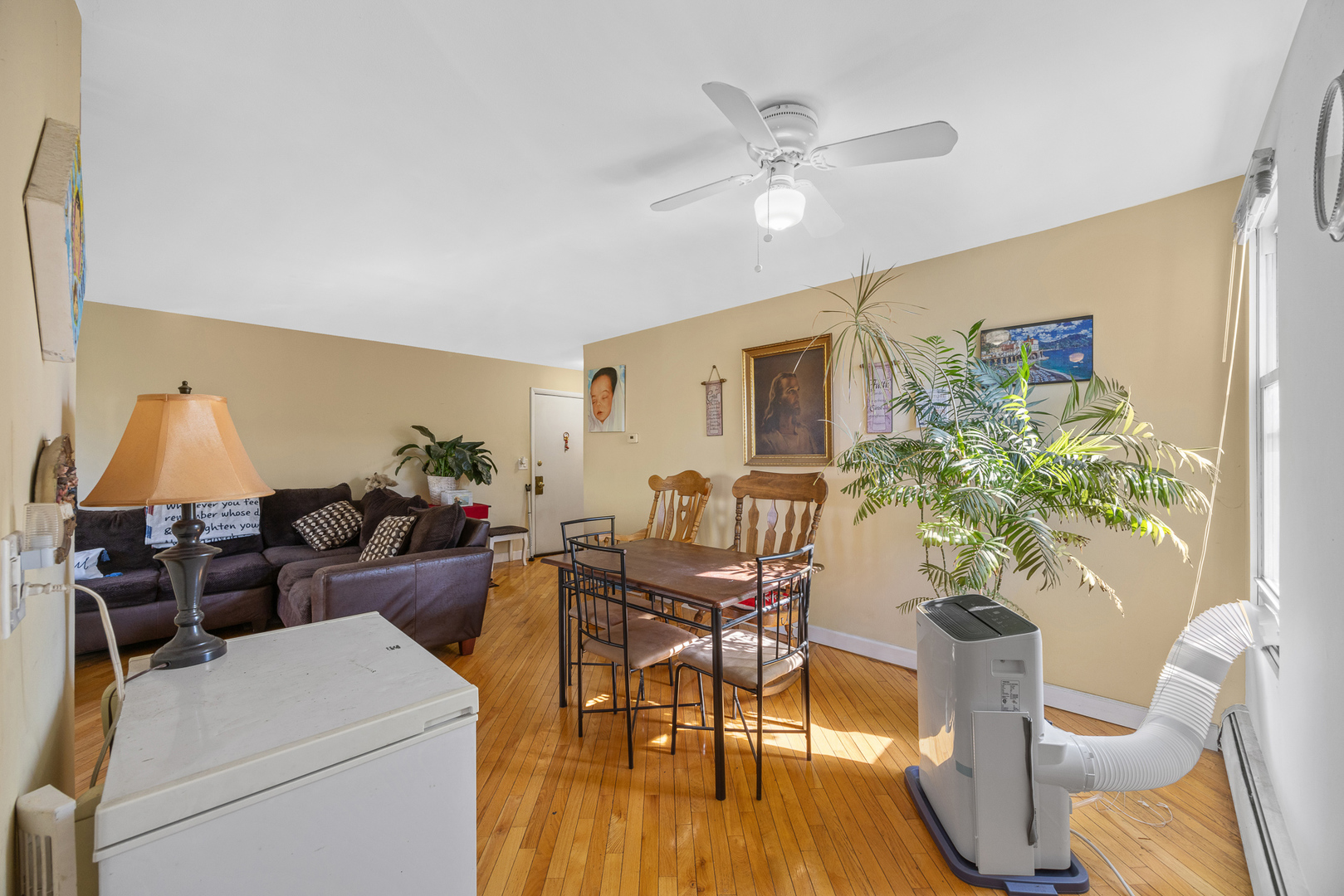 5627 N Kimball Avenue 3b Property Photo 5