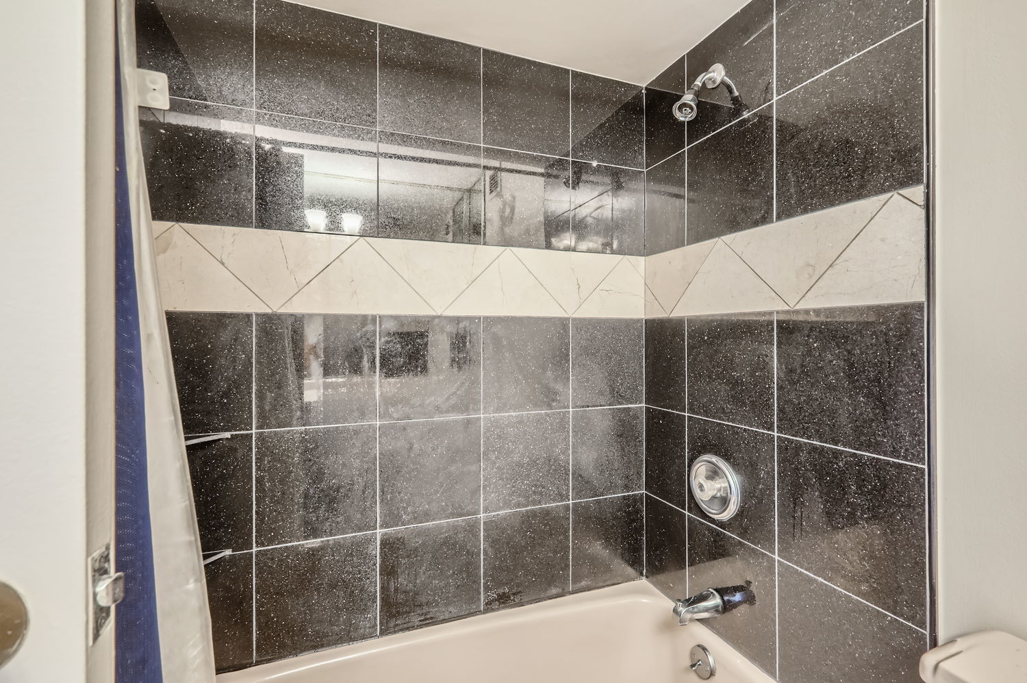 20 N Tower Road 12m Property Photo 18