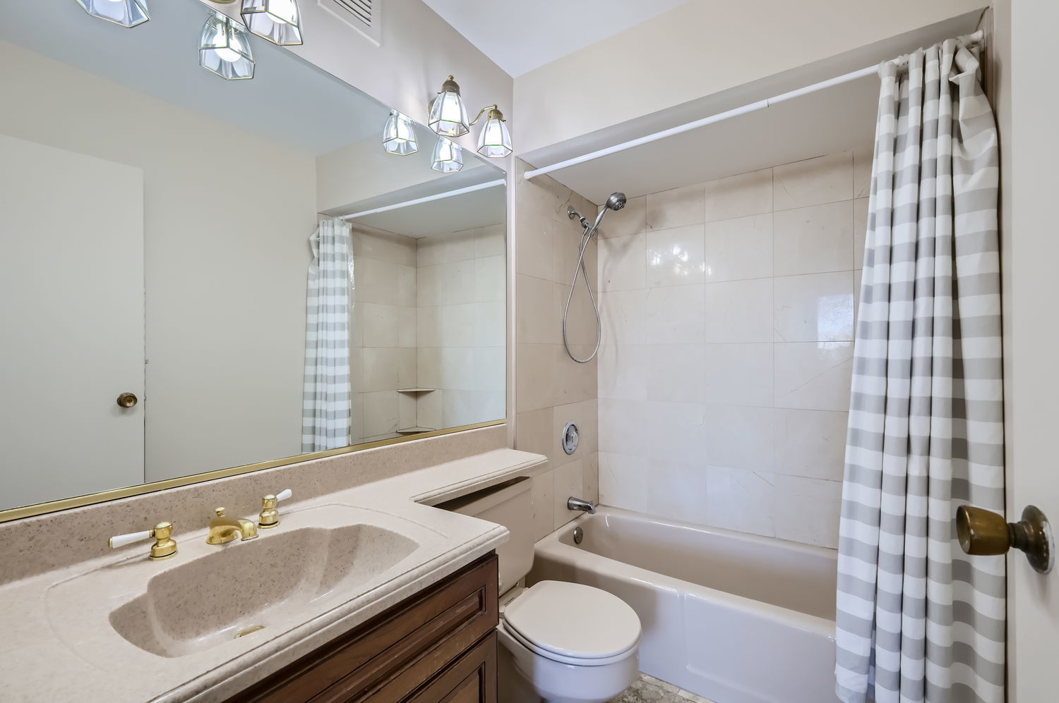 20 N Tower Road 12m Property Photo 21