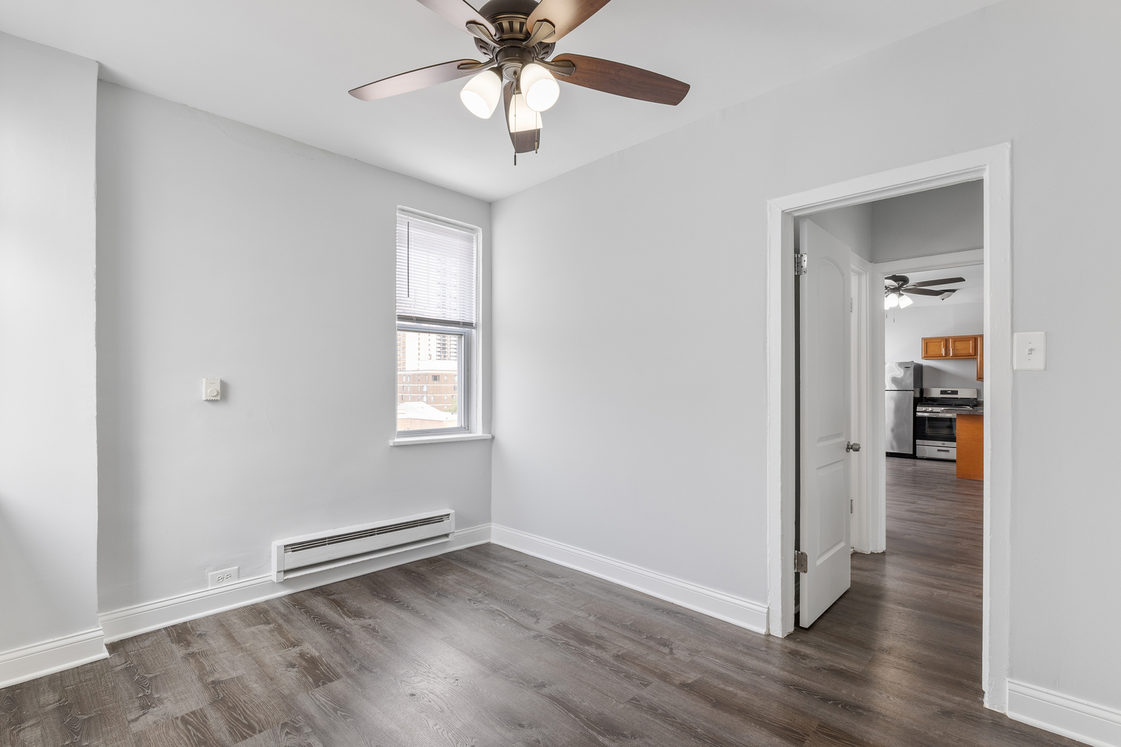 5860 N Kenmore Avenue 609 Property Photo 6