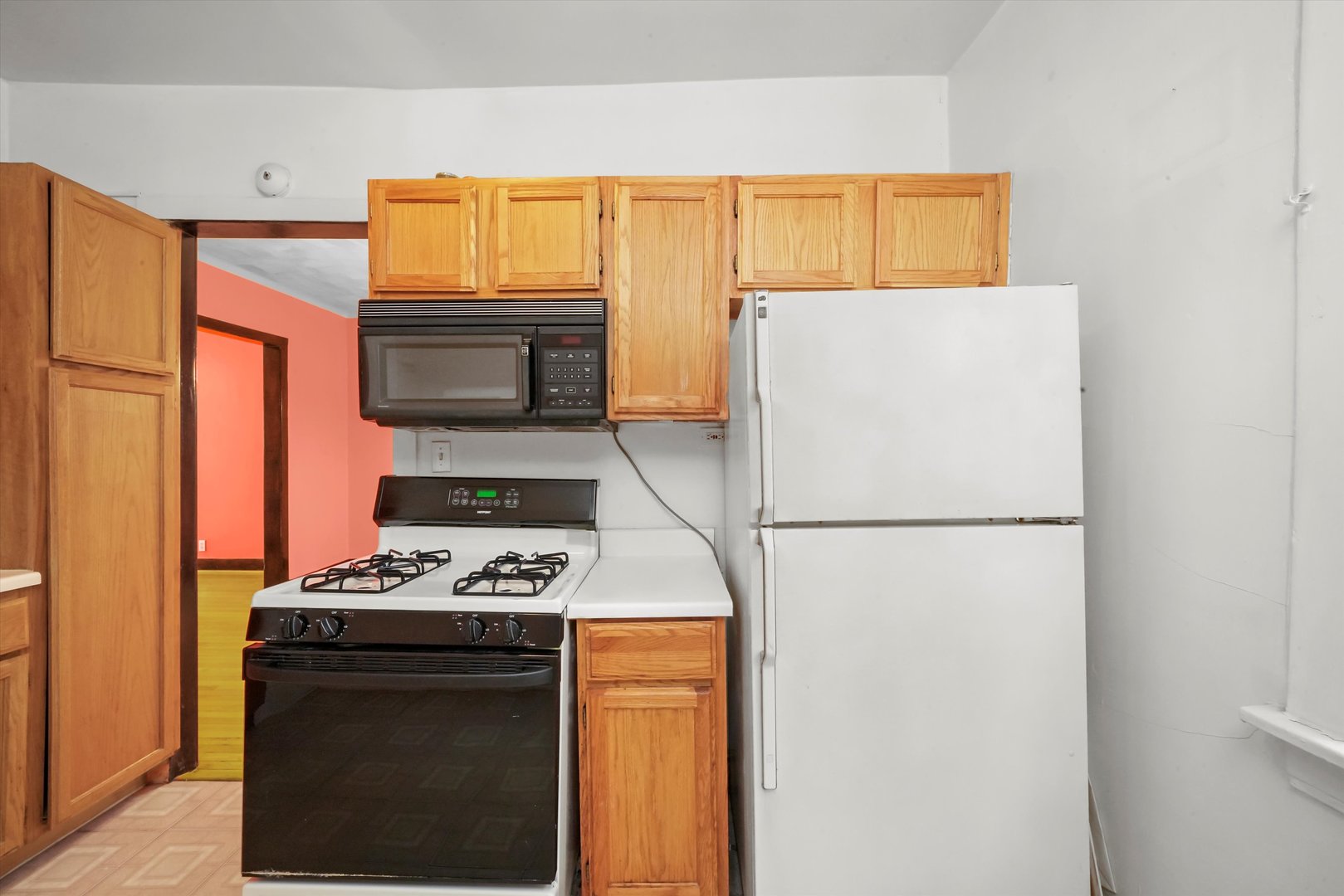 2214 E 70th Street 2n Property Photo 13