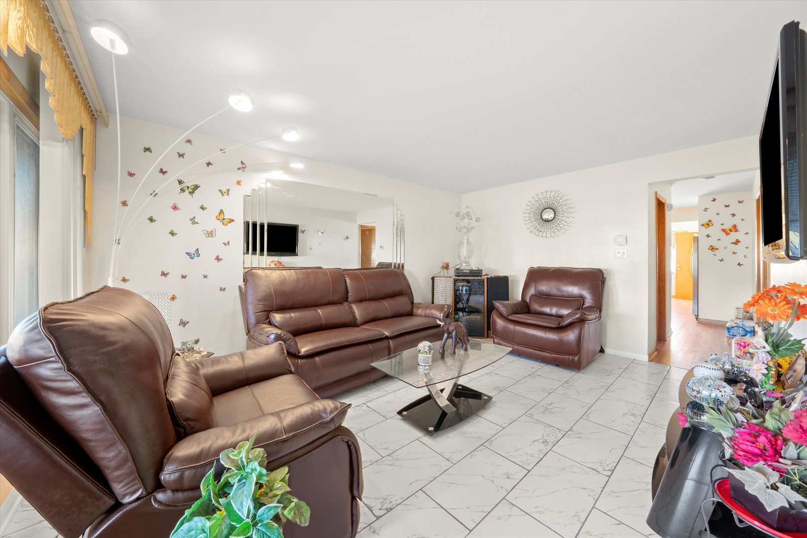 5151 S Lockwood Ave Property Photo 4