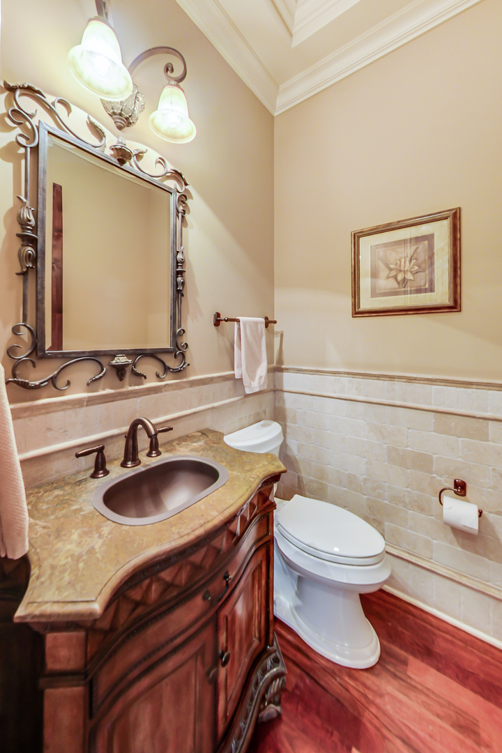 225 N Prospect Avenue Property Photo 25