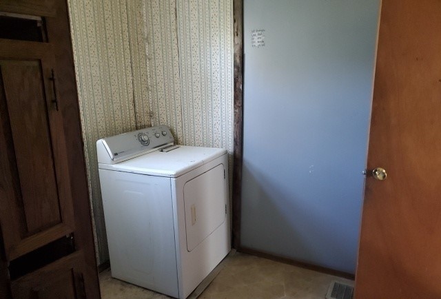 9977 Ridge Rd Property Photo 14