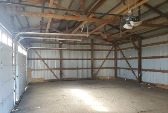 9977 Ridge Rd Property Photo 23