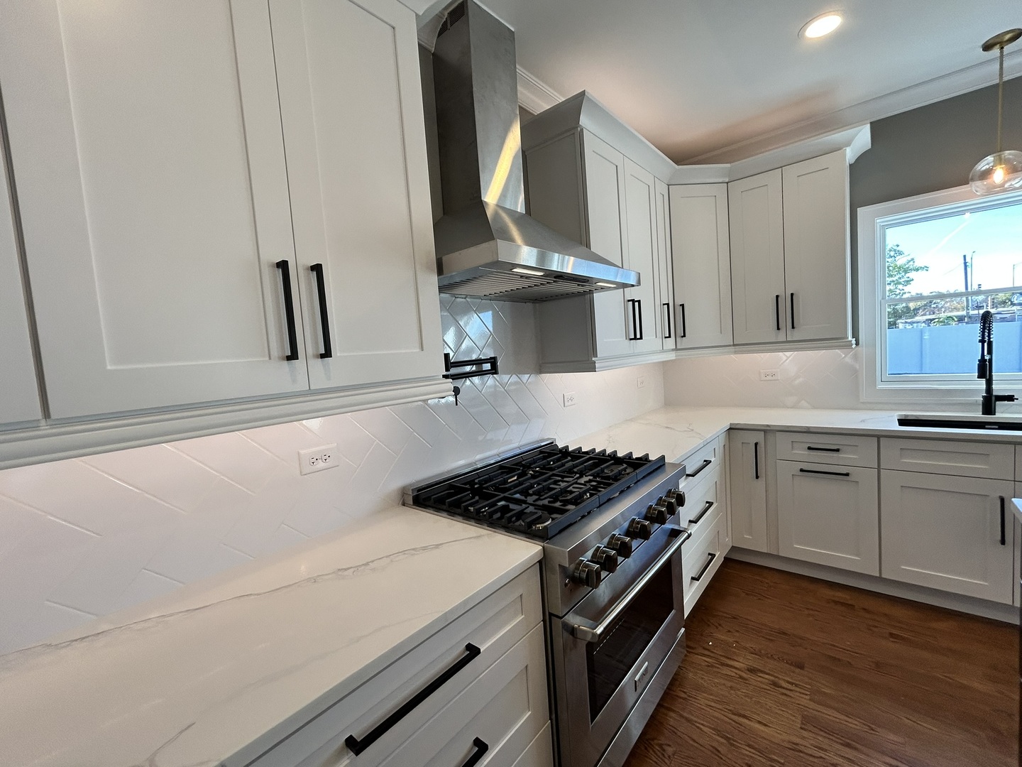 223 N Bonnie Brae Avenue Property Photo 8