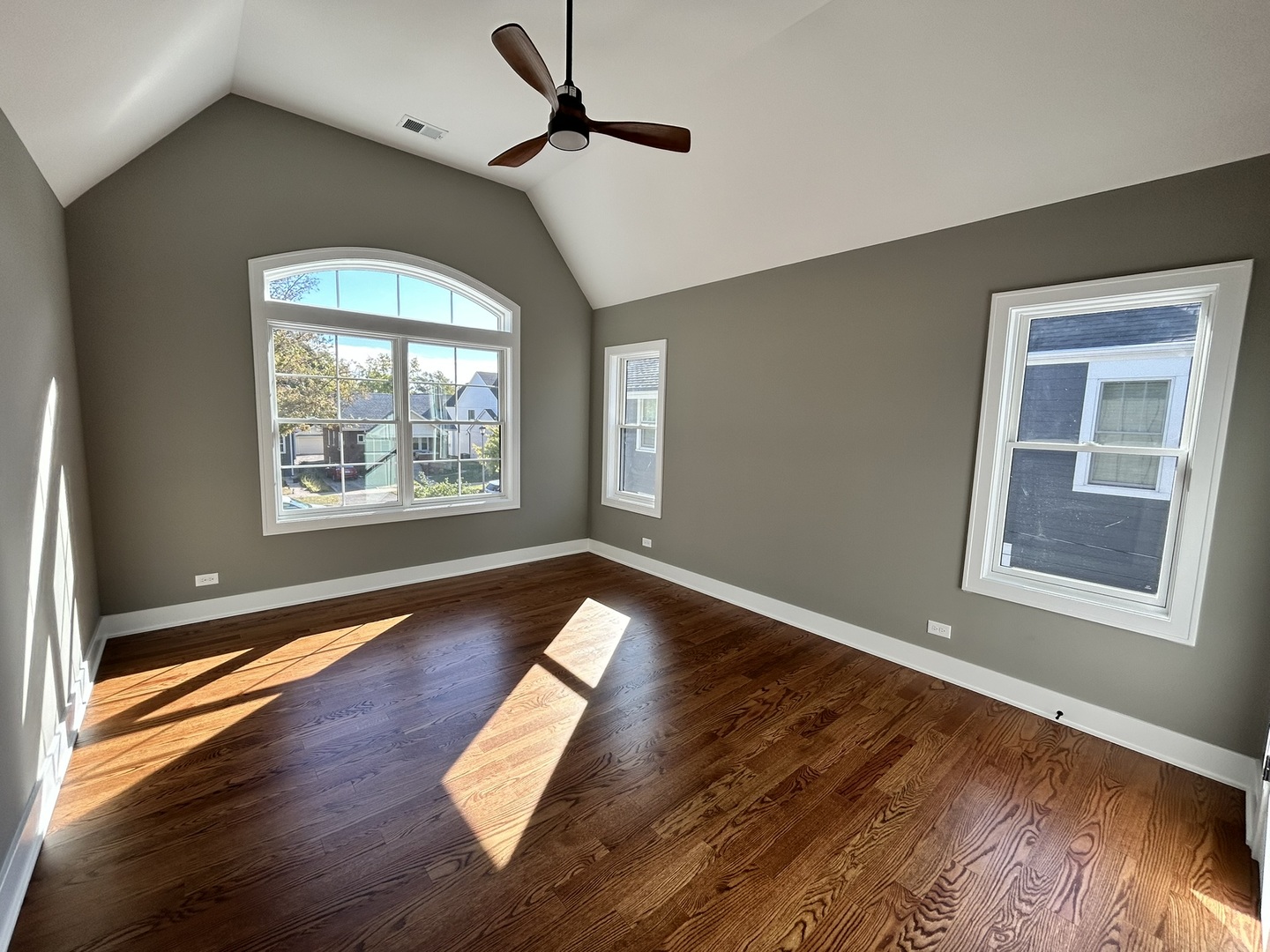 223 N Bonnie Brae Avenue Property Photo 19