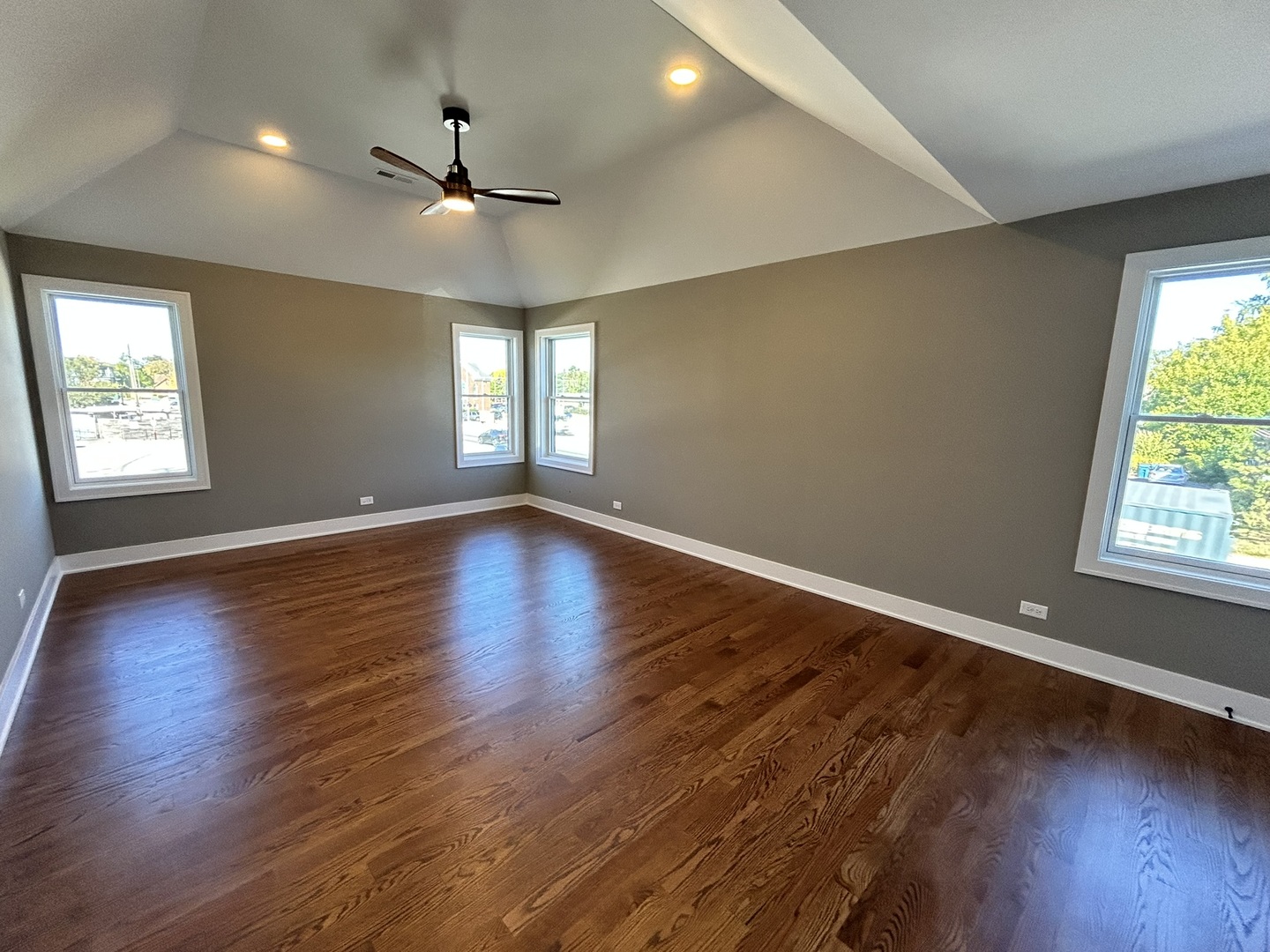 223 N Bonnie Brae Avenue Property Photo 22