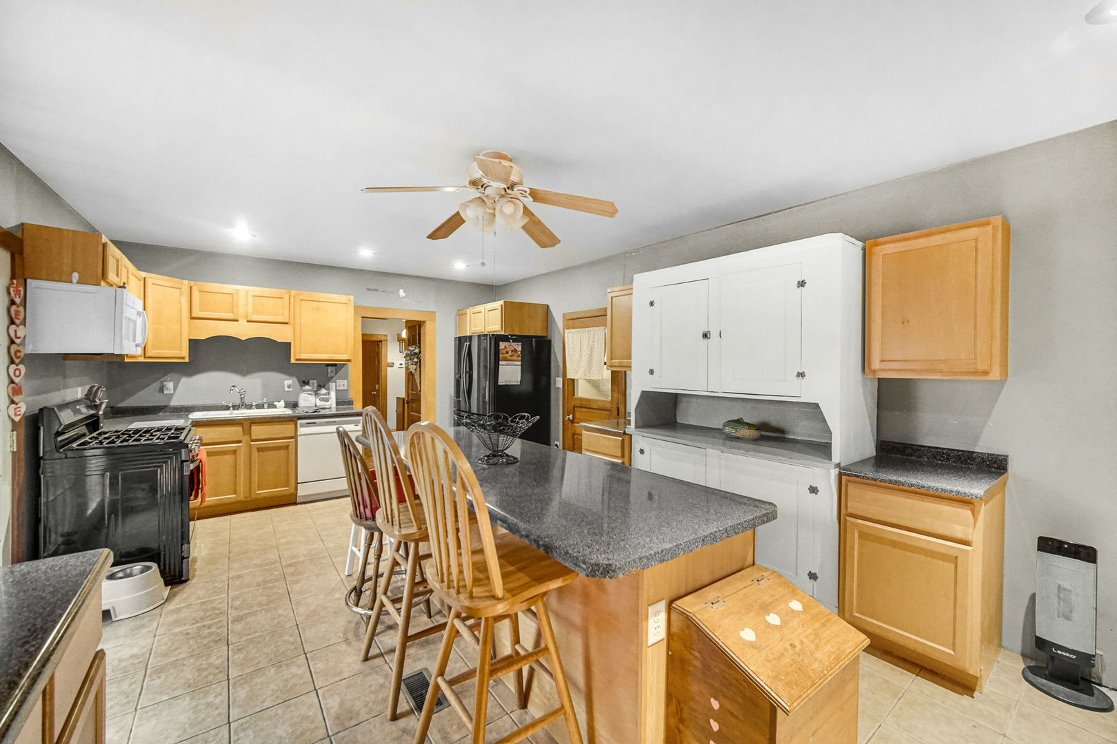 1386 Mill Street Property Photo 5