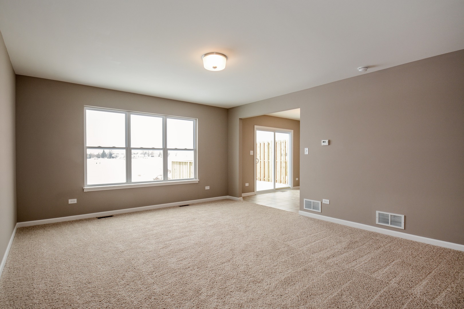 1440 Somerset Drive Property Photo 4