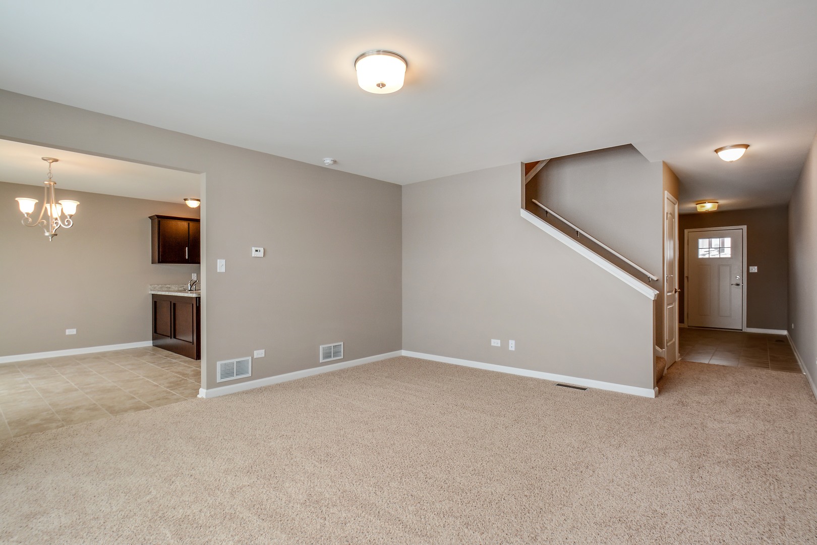 1440 Somerset Drive Property Photo 5