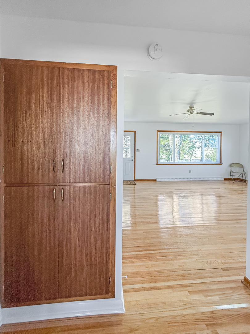 1165 N Henderson Road Property Photo 8