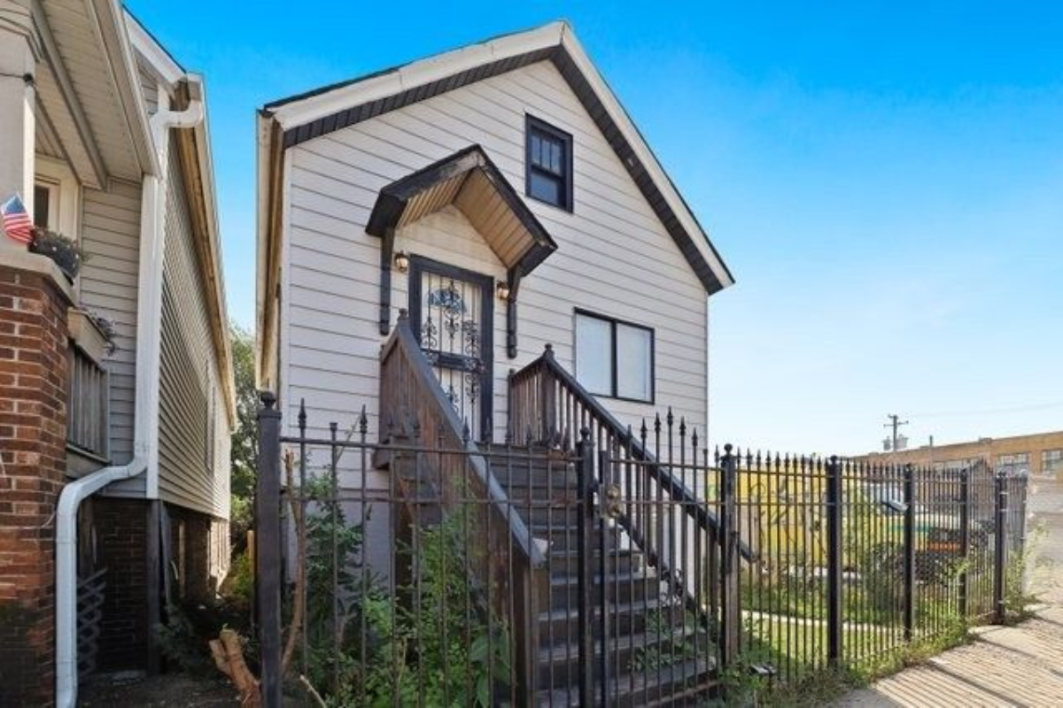 3609 S California Avenue Property Photo 1