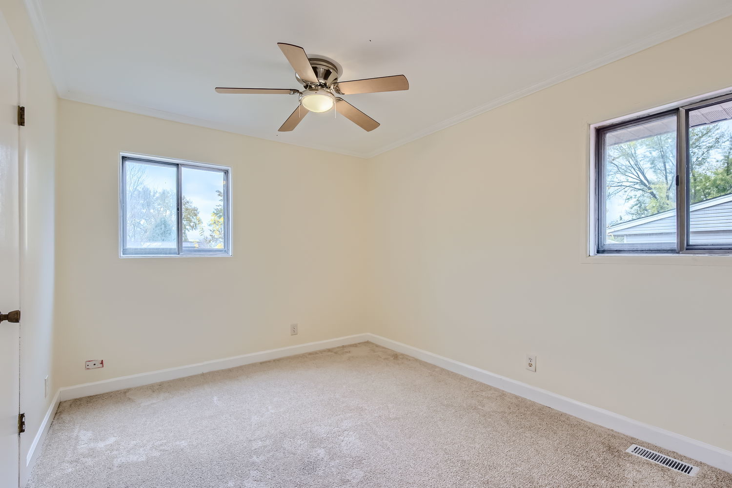 303 Audubon Road Property Photo 12